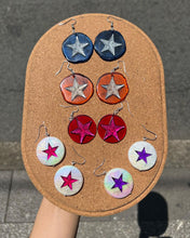 Load image into Gallery viewer, Circle Star Earrings
