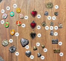 Load image into Gallery viewer, Custom Waist Chains.