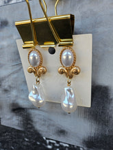 Load image into Gallery viewer, Handmade Dangle Drop Pearl Earring