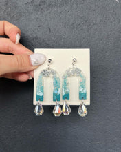 Load image into Gallery viewer, Resin Jewellery Making Workshop
