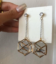 Load image into Gallery viewer, Dangling Diamond-Shape Earrings
