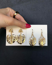 Load image into Gallery viewer, Golden Tree Leaves Dangling Earrings
