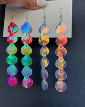 Load image into Gallery viewer, Handmade Shiny Shell Earrings
