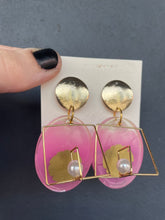 Load image into Gallery viewer, Handmade Pink Resin Earrings
