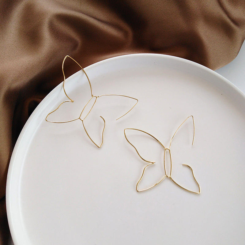 Hollow Out Butterfly Earrings